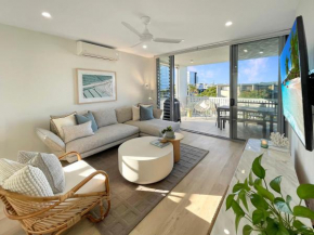 Beautifully Appointed - Sophisticated, Steps From the Sand